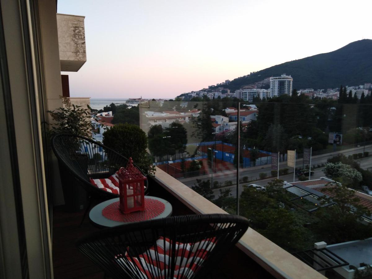 Red Lux Appartement Budva Buitenkant foto