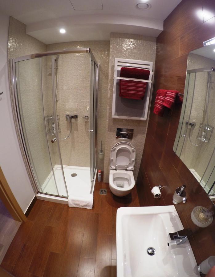 Red Lux Appartement Budva Buitenkant foto